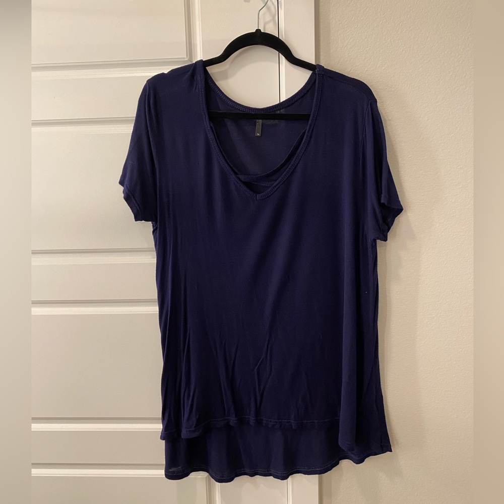 Navy cross cross tshirt (1x)